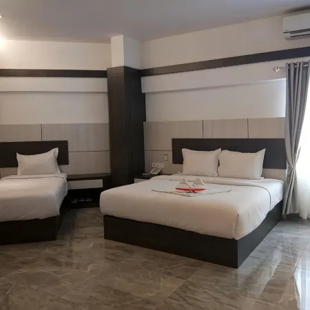Seventeen Hotel