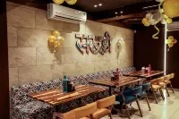 Hotel Dwarika by Vrinda - breakfast