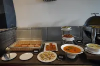 Enrise By Sayaji Ahilyanagar - Breakfast
