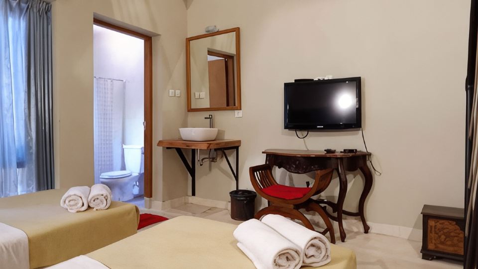 JH Hotel Dinoyo