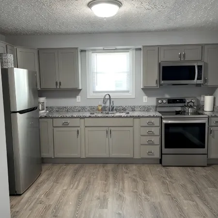 Holland Suites, Suite #1