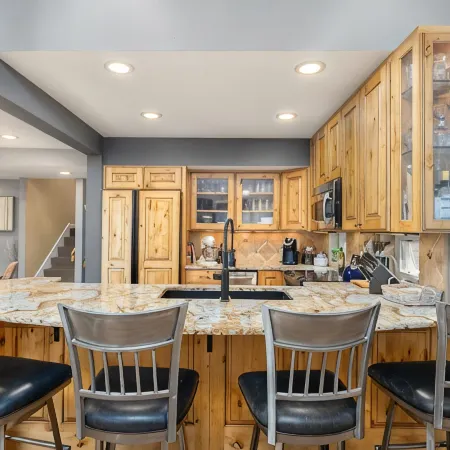 Keystone Ski Resort w/ Free Shuttle, Pet Friendly, Private Hot Tub, Pool Access!