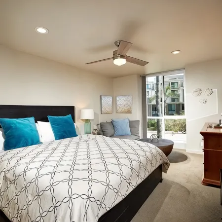 Luxurious and Spacious Condo steps from the Beach