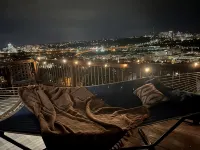 City Skyline - Outside decks - Contemporary - Parvekkeita