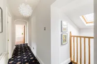 Malvern Wells Apartment with Lovely Balcony Views - 4-Star