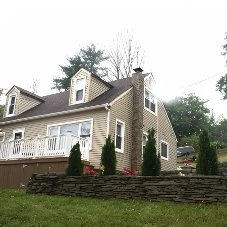 Charming 4-bedroom house with WiFi and AC in fantastic Hawley