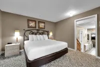 Eureka Uptown Garden Cottage - Pools