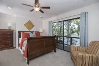 Lakefront Villa in StillWaters – Perfect for Relaxation & Adventure! - maisons de vacances