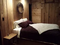 Seven Springs Cabin - Fox Tail Chalet - Authentic, Pet Friendly Log Cabin Chalet - Chalets