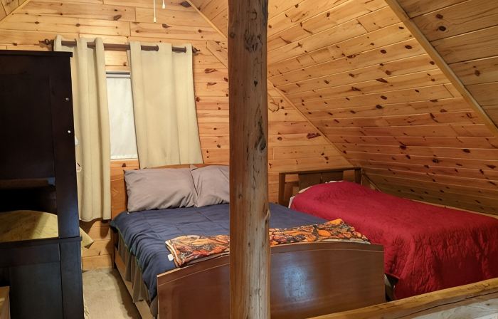 Remote cabin - quick access to all the U.P. has to offer.