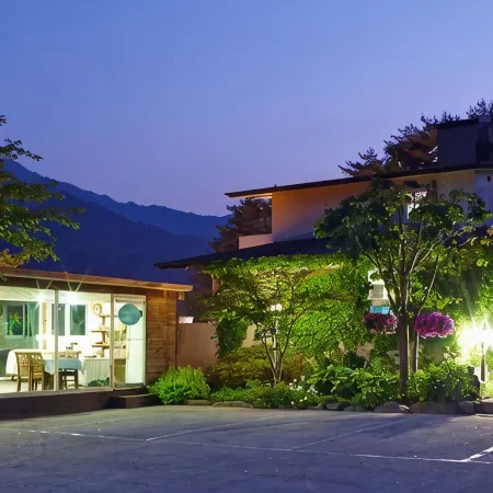 Yangyang Denver House Pension