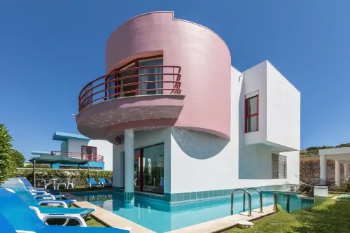 Villa with Private Pool, Garden, Terrace and Marina View - Villa