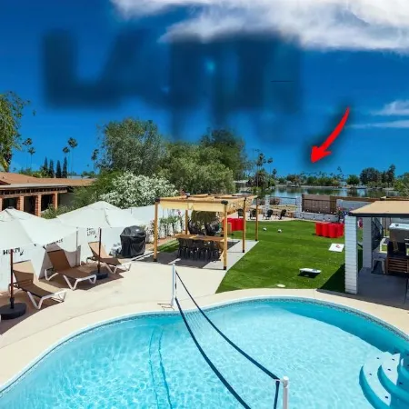 Luxury Lakeside Adventureland!