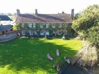 Bridge Farmhouse - Villas