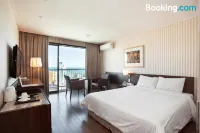 โรงแรมซงจุง - ติดทะเล