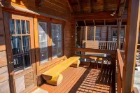 Three Peaks Log スリーピークス ログ - Bungalows