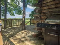 Rustic Retreat Log Cabin Nestled Among 65 Acres - Chalets