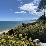 2 Beach Retreat - 400m Walk to Beach, Luxury 2 Bed Family Friendly Apartment - 4-Star