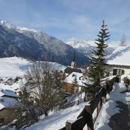 Holiday home between Davos + Lenzerheide, 8 people, hiking, cycling, swimming