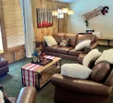 New Listing! Ski, Play, Stay @ the Lodge is Loaded! Hot Tub, BBQ, Sleeps 10 - 4 estrellas