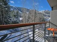 W Aspen - Mountain view