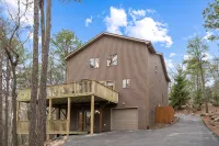 Hidden Haven - Kids friendly home, Great Location, Extended Deck, Outdoor Dining - Chalets