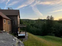 Family Friendly Stratton Home for All Seasons, 7 min to ski mountain - 3-Star