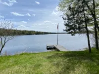 Quiet "UP NORTH" Cabin with All the Amenities. 200 a Night. - WiFi