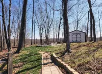 MINUTES FROM HOCKING HILLS, ZALESKI STATE FOREST, VINTON COUNTY, LAKE HOPE! - Alphydda