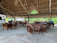 Zuri Sana Beach Hotel - 3-Star