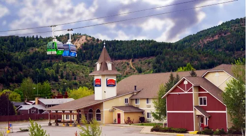 FairBridge Inn & Suites Kellogg - 2-Star
