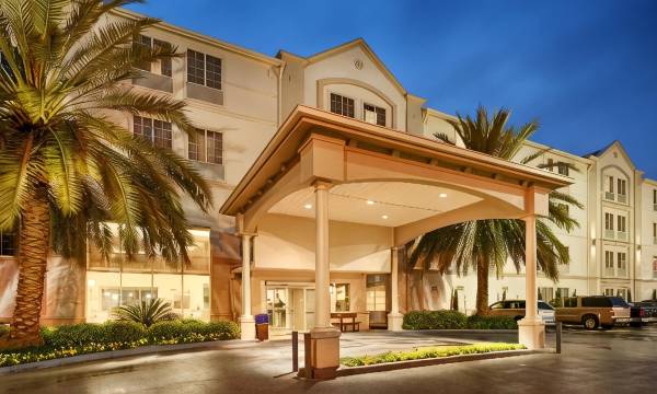 Best Western Plus Downtown Inn Suites