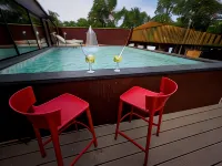 Villa Lettonia - Pools