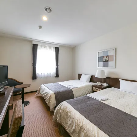 HOTEL COURTLAND