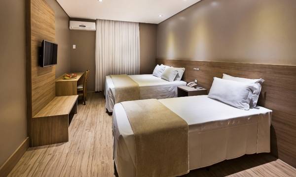 Hotel Plaza Camboriú