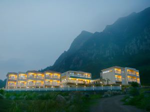 海洋山丘飯店