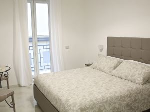 Antonietta de Pace Rooms by Napoli Milionaria B&B