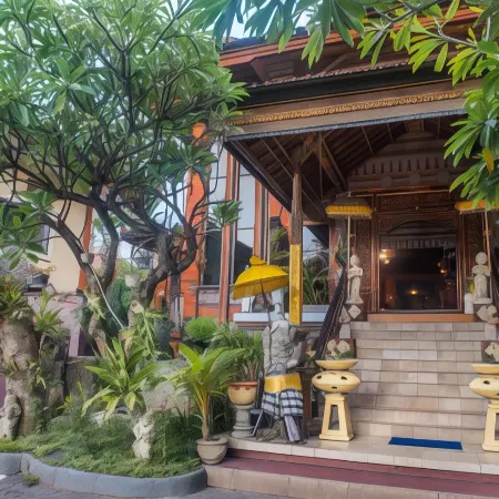 Abian Srama Hotel and Spa Отели рядом с достопримечательностью «Пляж Пенджембак»