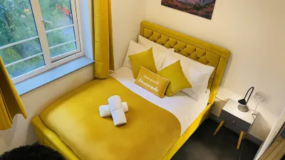 Cosy Stay in Birmingham by Villazu Hotels near Scott Arms Shopping Centre