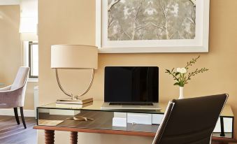 Gardens Suites Hotel by Affinia