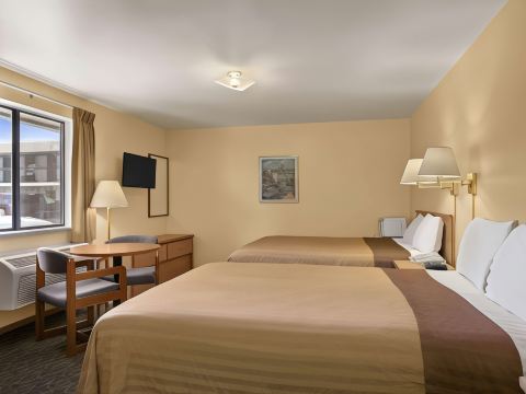 Travelodge by Wyndham Wenatchee