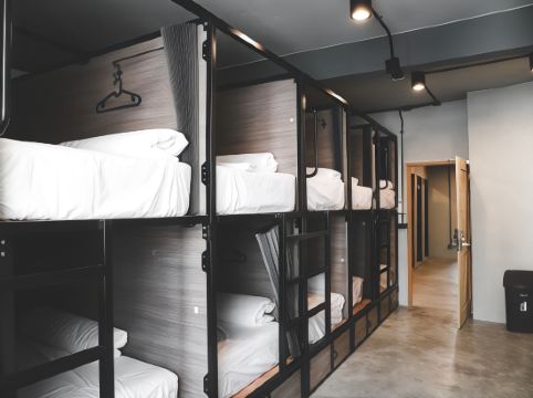 เดอะ คิวบ์ โฮสเทล ข้าวสาร