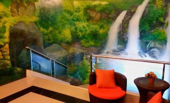Urban Manor Hotel - Housity