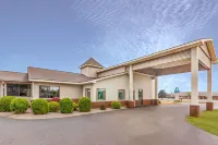 Days Inn by Wyndham Alpena Hotels in Alpena