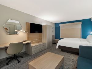 Holiday Inn Express & Suites Lexington