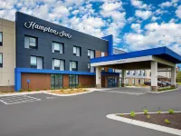 Hampton Inn by Hilton Kissimmee North Hotels near Crystalbrook Golf Course