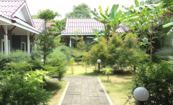 Khaolak Summer House Resort