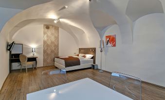 Hotel U Tří hrušek Suites & Apartments