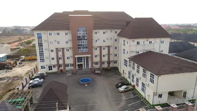 Glo-Ran Hotel and Event Place