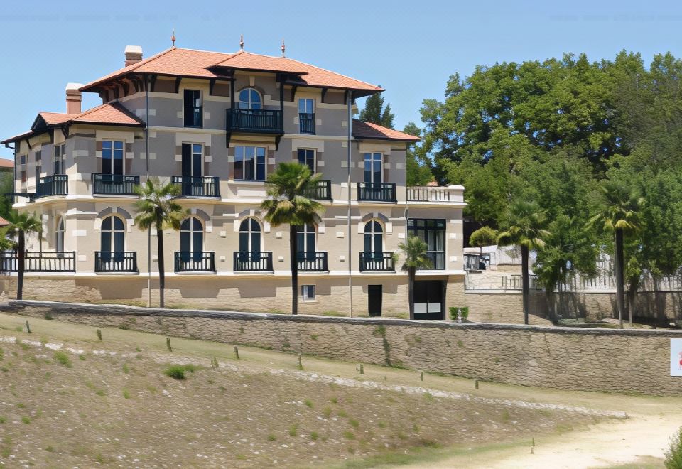 hotel overview picture